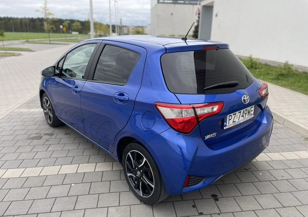 Toyota Yaris cena 40900 przebieg: 116551, rok produkcji 2017 z Swarzędz małe 407